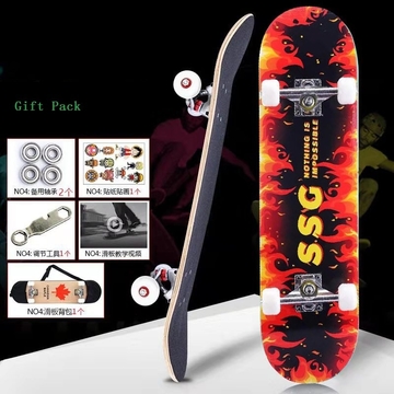 High End Custom Complete Skateboards For Extreme Sports Outdoors Wear Resistance